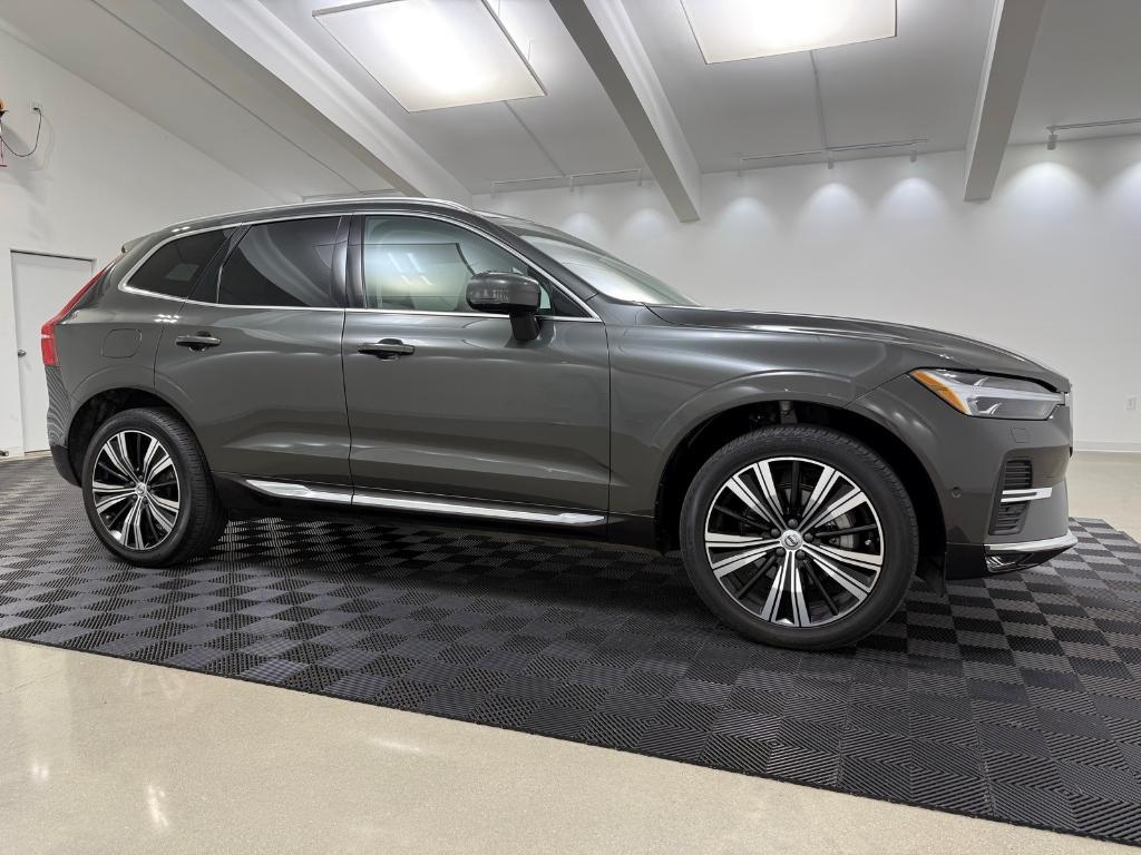 used 2022 Volvo XC60 car, priced at $39,880