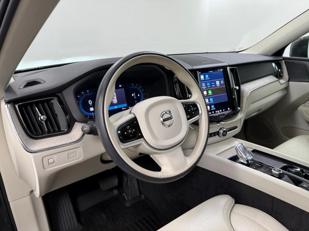 used 2022 Volvo XC60 car, priced at $39,880