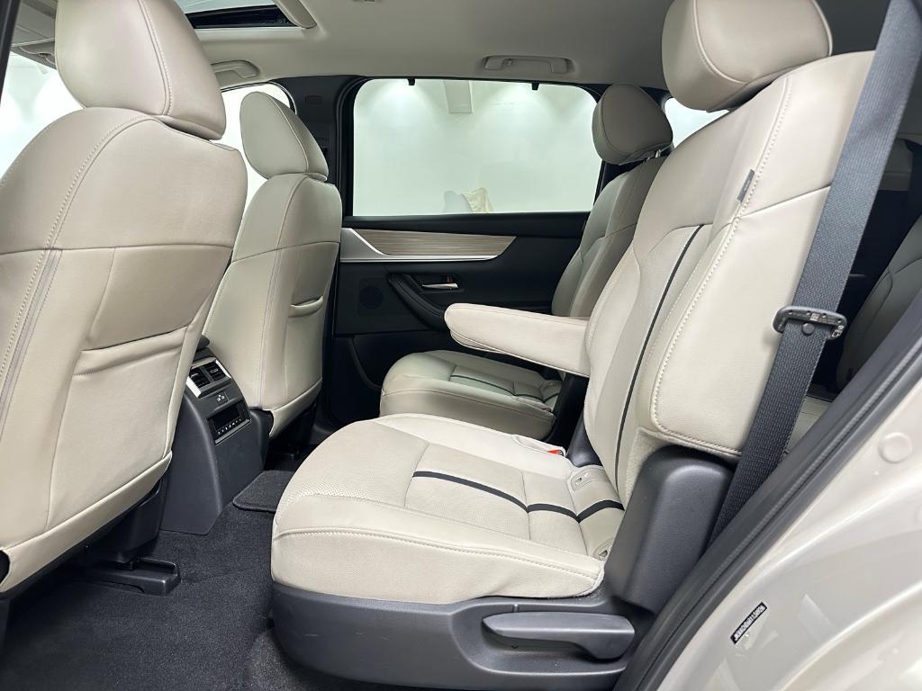 used 2024 Mazda CX-90 car, priced at $35,880