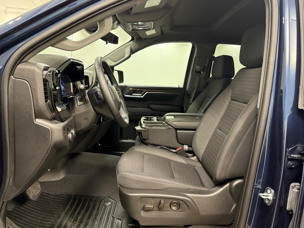 used 2023 Chevrolet Silverado 1500 car, priced at $39,880