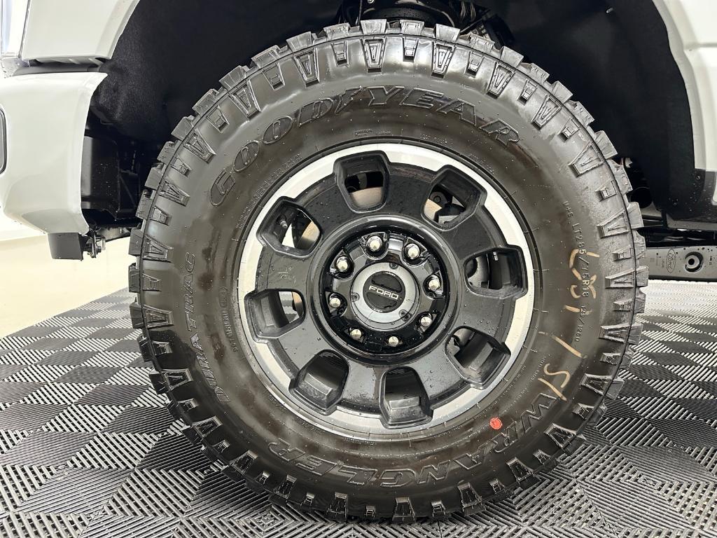 new 2025 Ford F-250 car, priced at $90,223