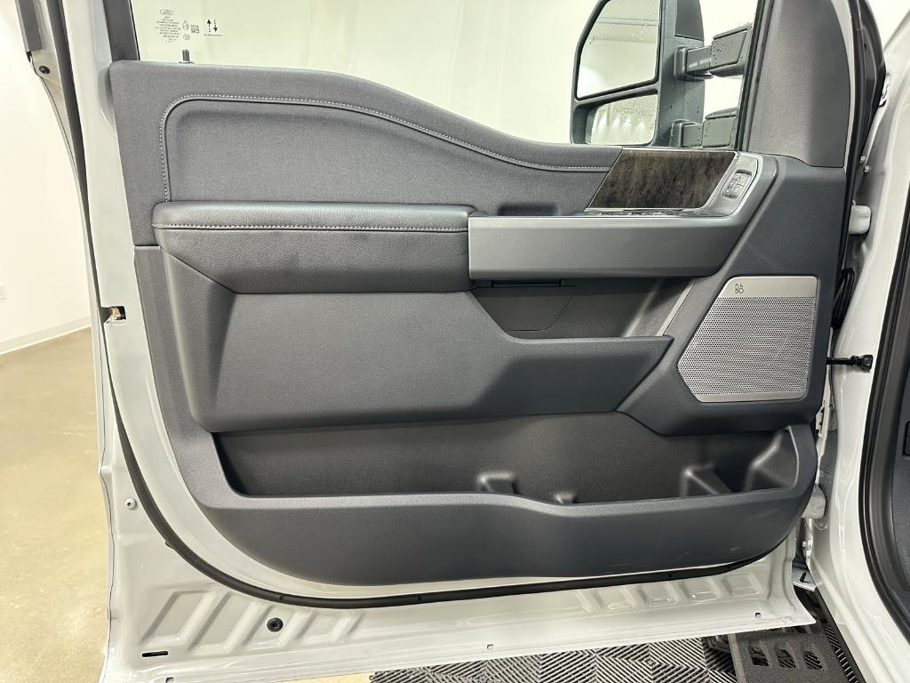 new 2025 Ford F-250 car, priced at $90,223