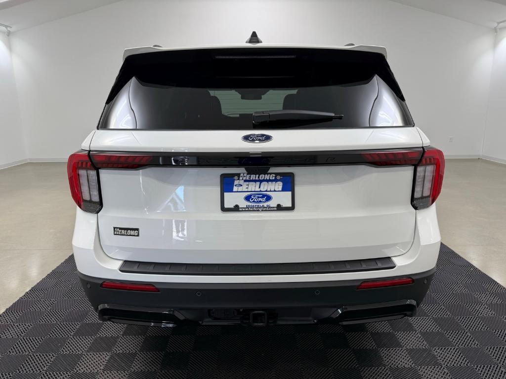 new 2025 Ford Explorer car, priced at $47,114