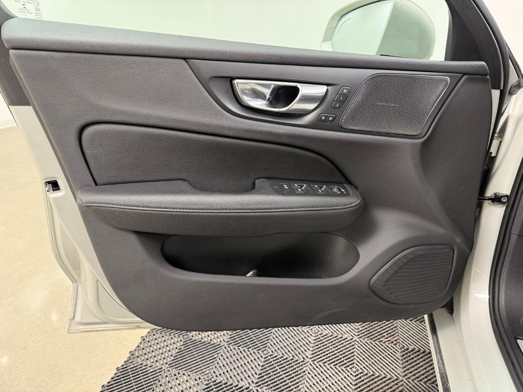 used 2020 Volvo V60 car, priced at $31,480