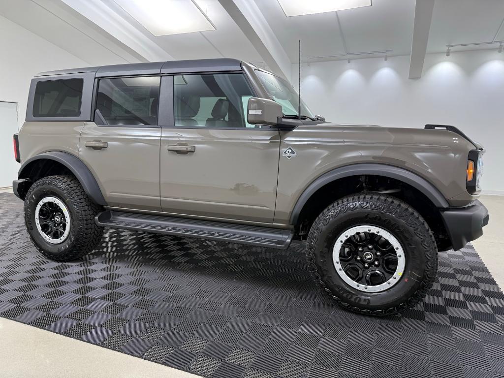 new 2025 Ford Bronco car, priced at $60,695