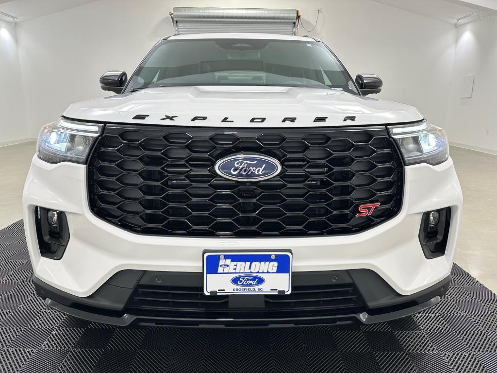 new 2025 Ford Explorer car, priced at $60,525