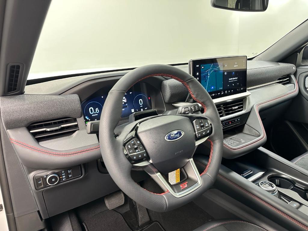 new 2025 Ford Explorer car, priced at $60,525