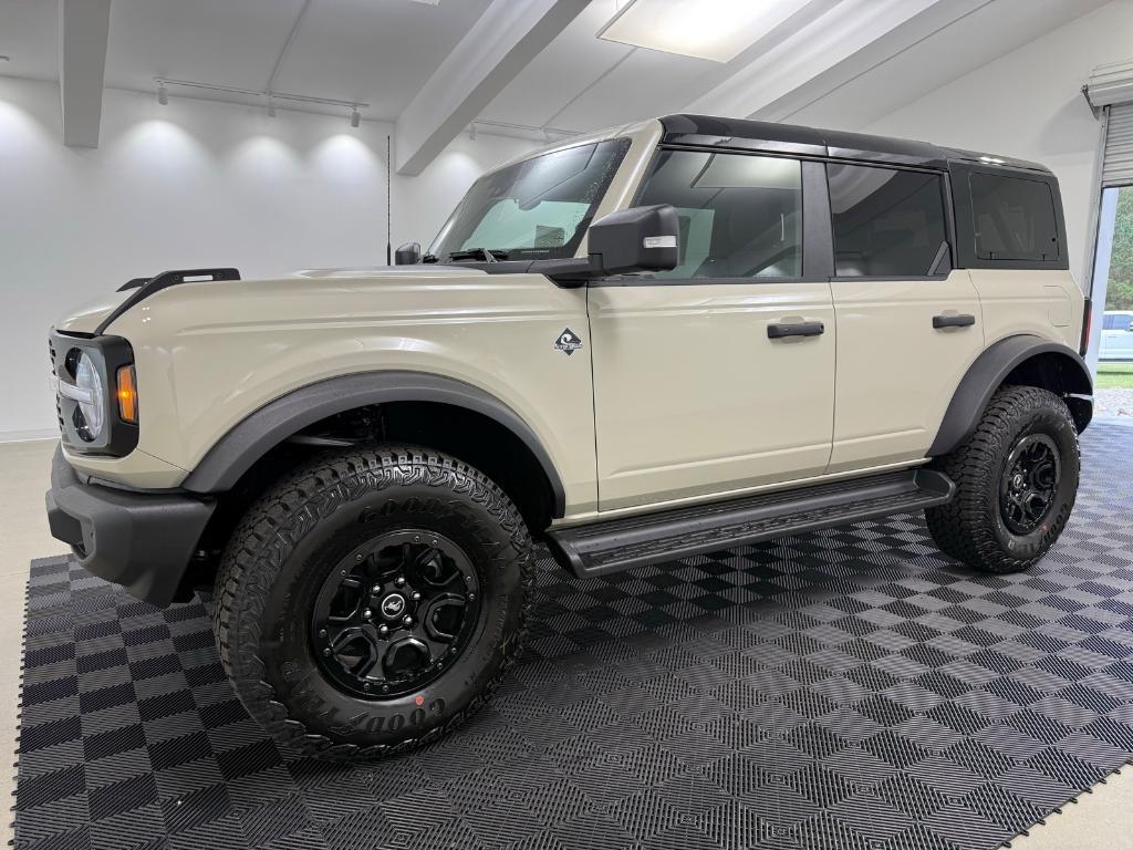 new 2025 Ford Bronco car, priced at $62,448