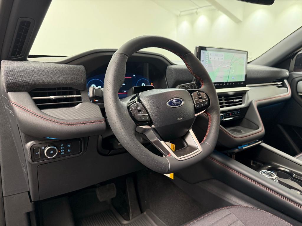 new 2025 Ford Explorer car, priced at $51,251