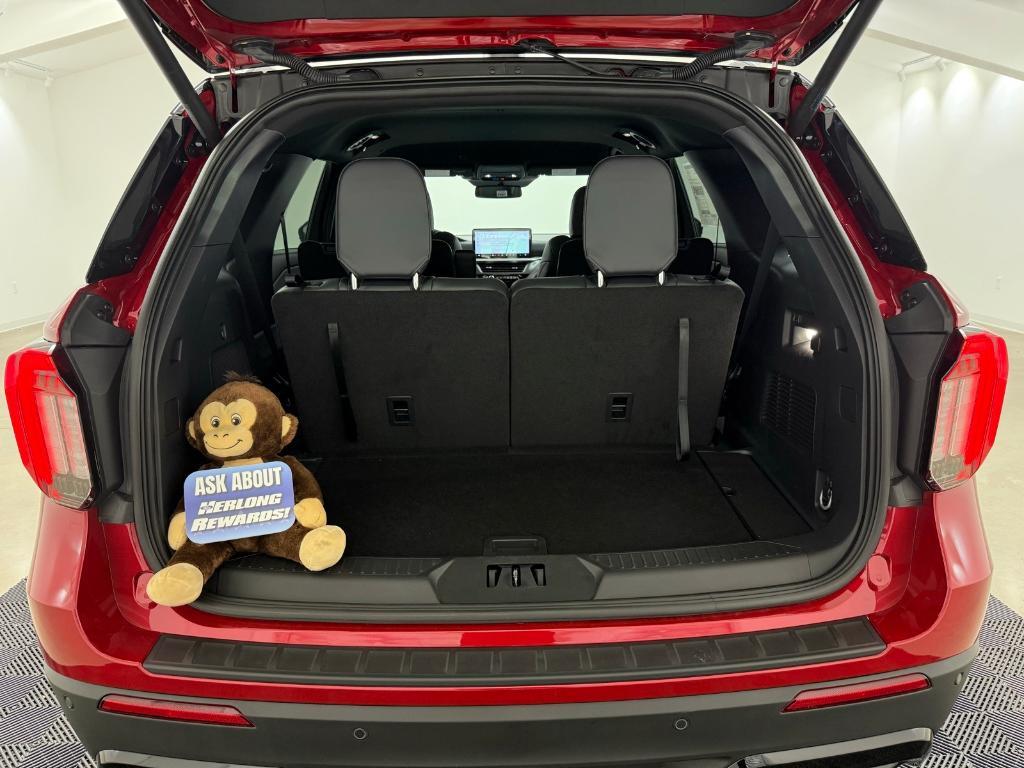 new 2025 Ford Explorer car, priced at $51,251