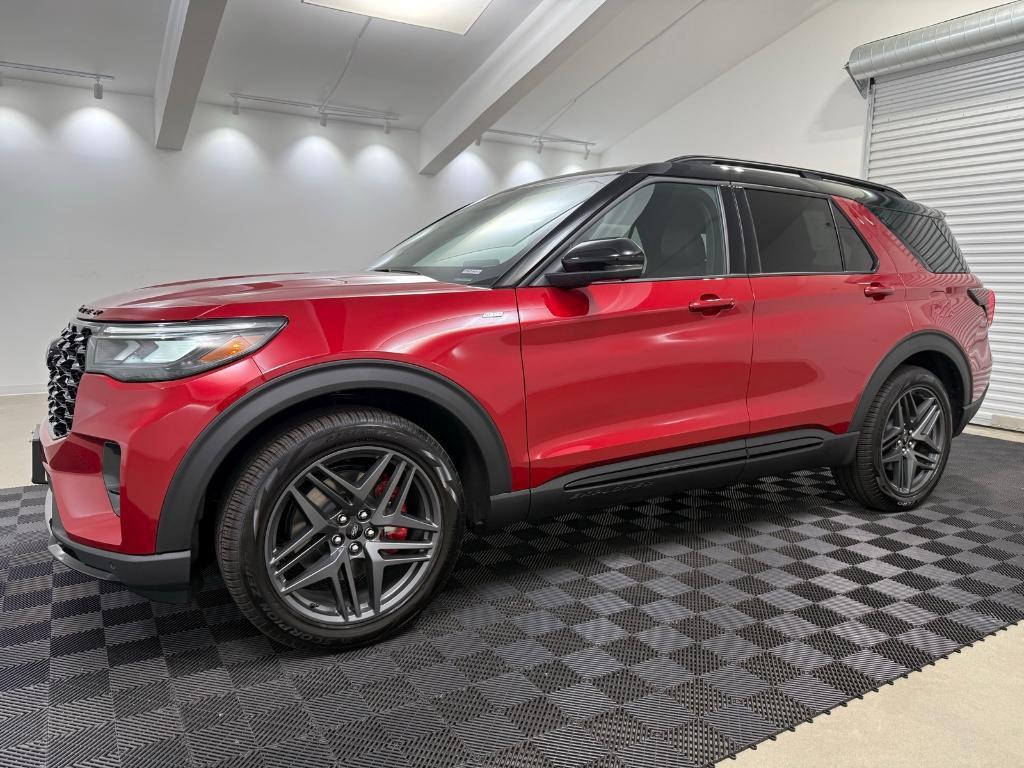 new 2025 Ford Explorer car, priced at $51,251