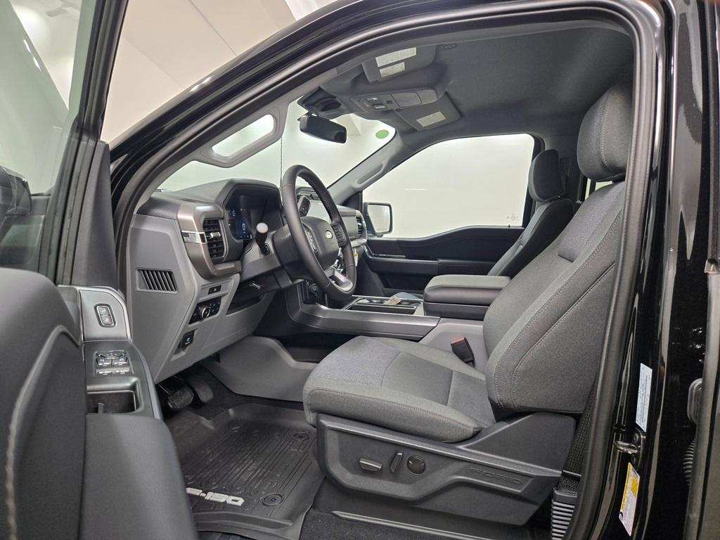 new 2025 Ford F-150 car, priced at $59,777