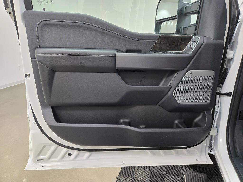 new 2025 Ford F-250 car, priced at $89,955