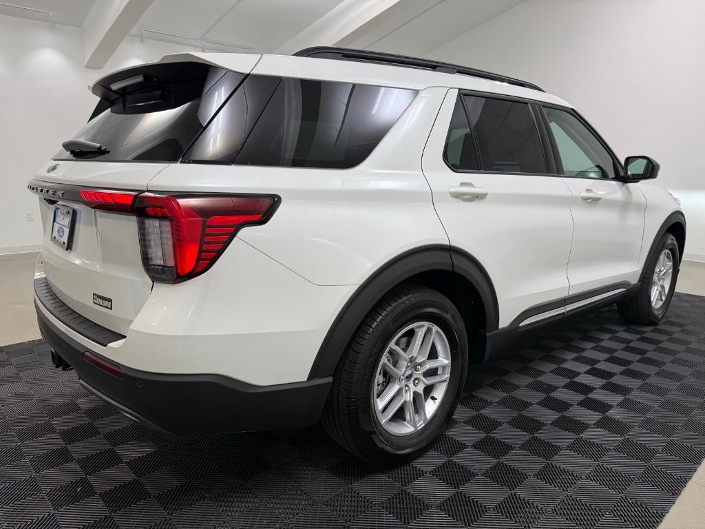 new 2025 Ford Explorer car, priced at $42,651