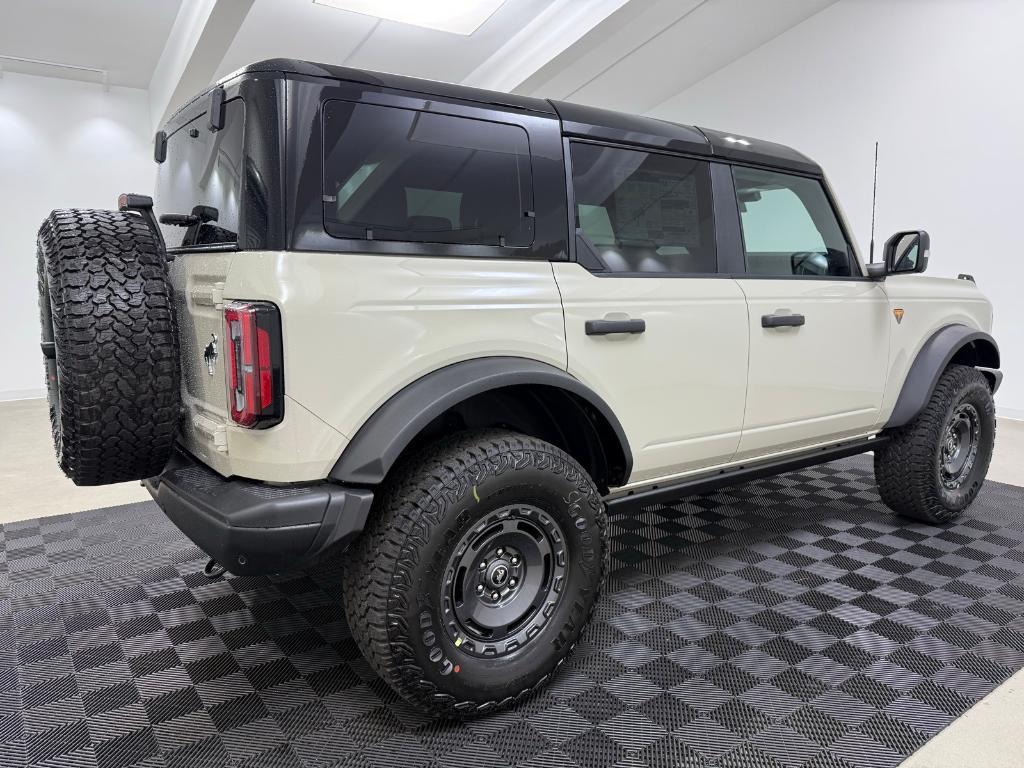new 2025 Ford Bronco car, priced at $64,036
