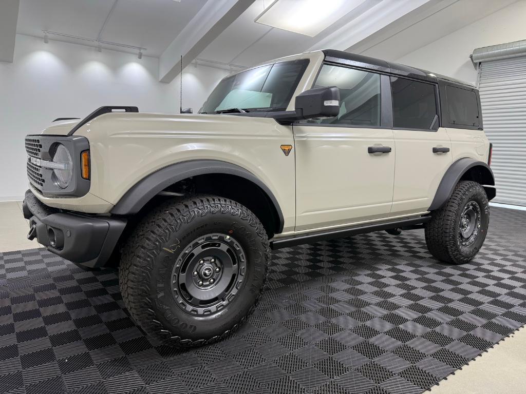 new 2025 Ford Bronco car, priced at $64,036