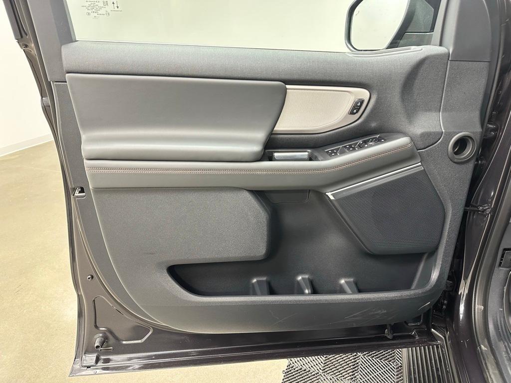 new 2025 Ford Expedition Max car, priced at $72,400