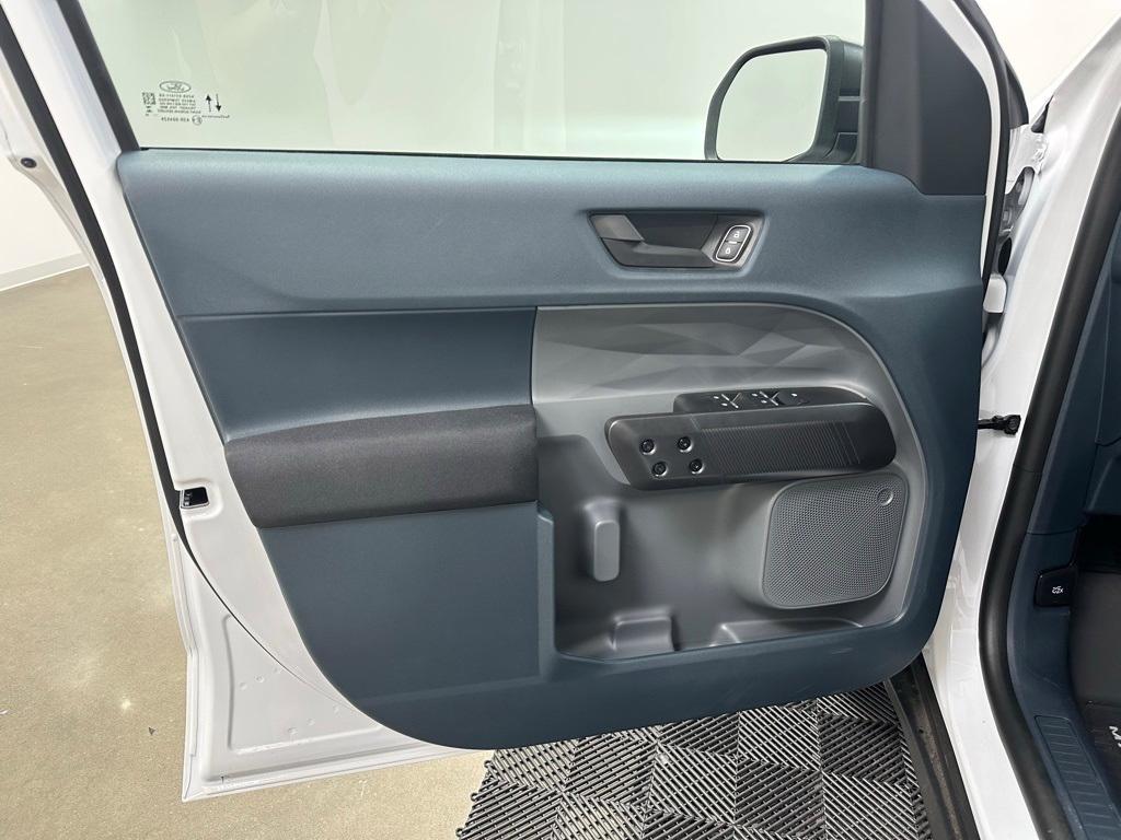 new 2025 Ford Maverick car, priced at $29,935