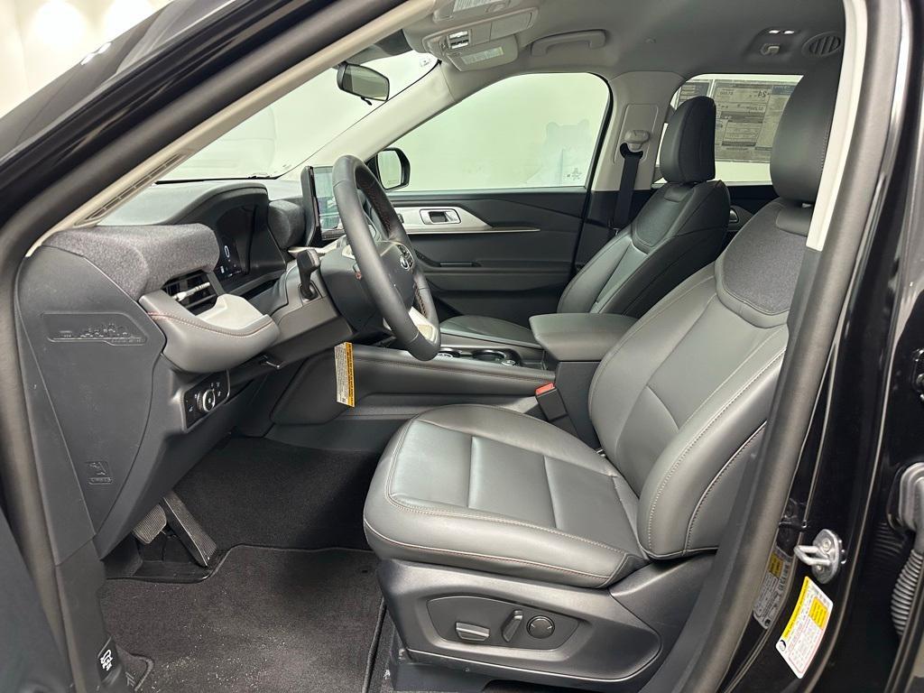new 2025 Ford Explorer car, priced at $44,810