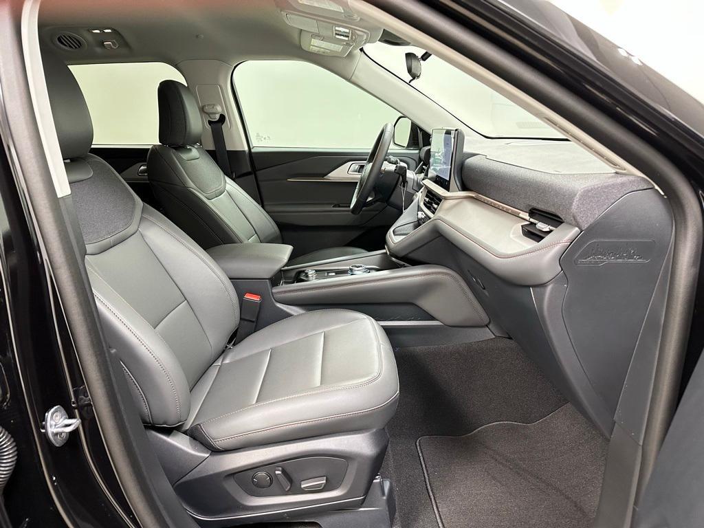 new 2025 Ford Explorer car, priced at $44,810