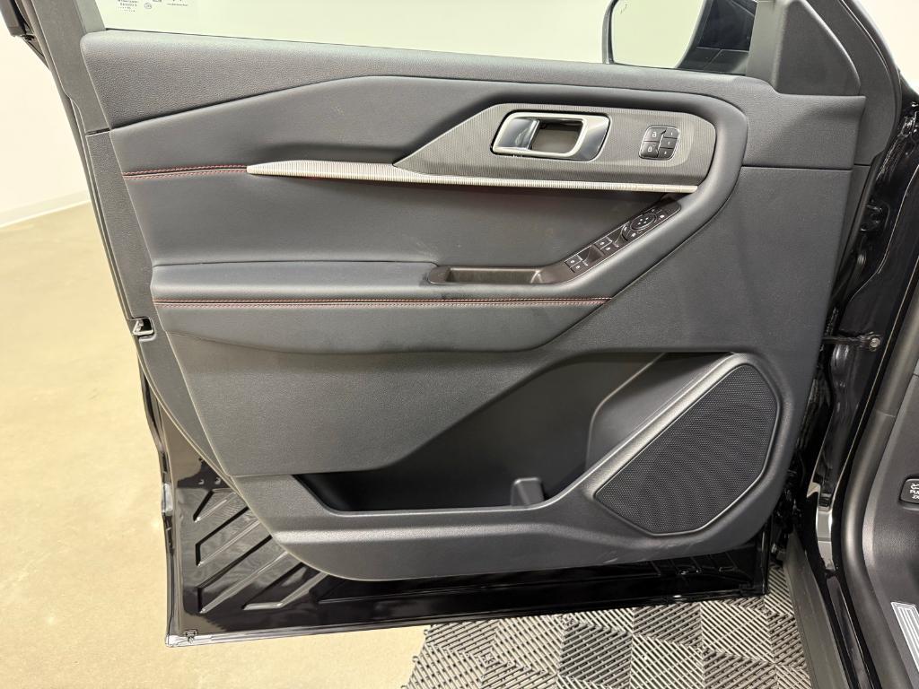 new 2025 Ford Explorer car, priced at $46,367