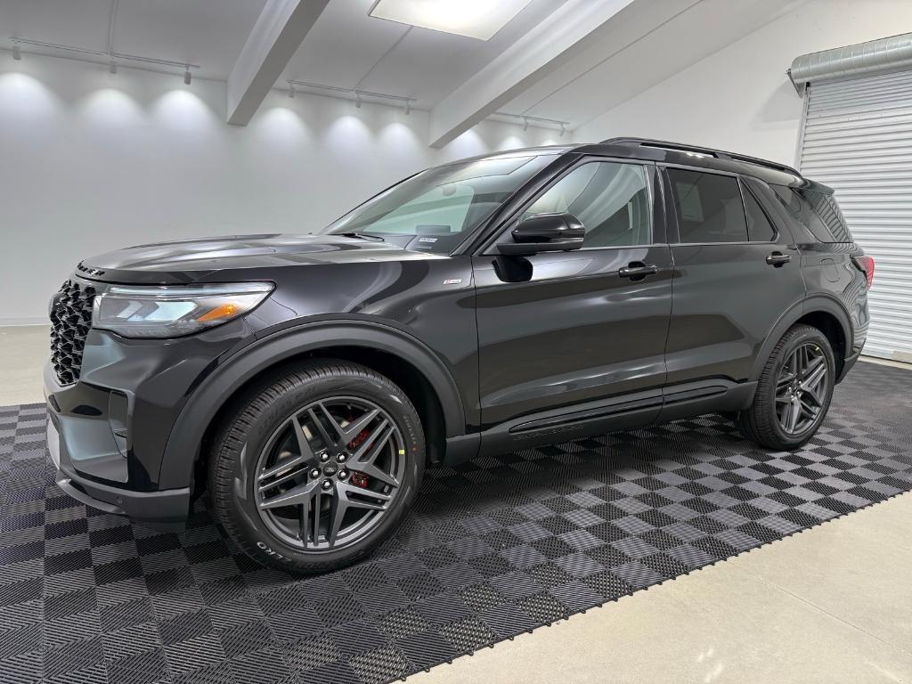 new 2025 Ford Explorer car, priced at $46,367