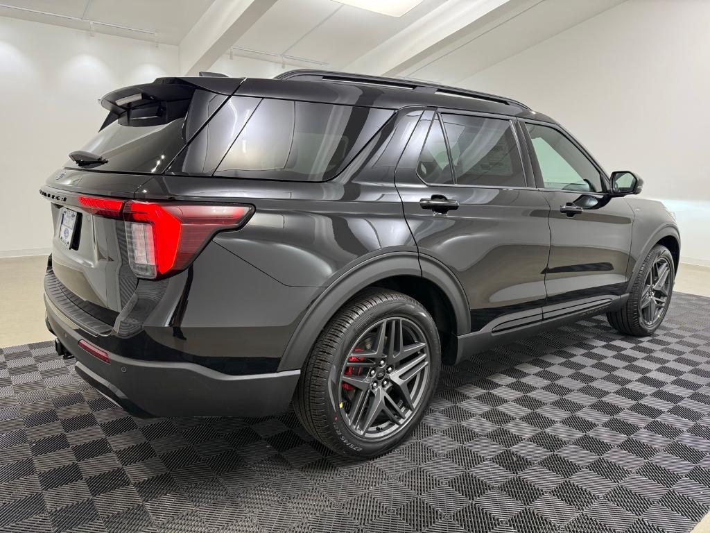 new 2025 Ford Explorer car, priced at $46,367