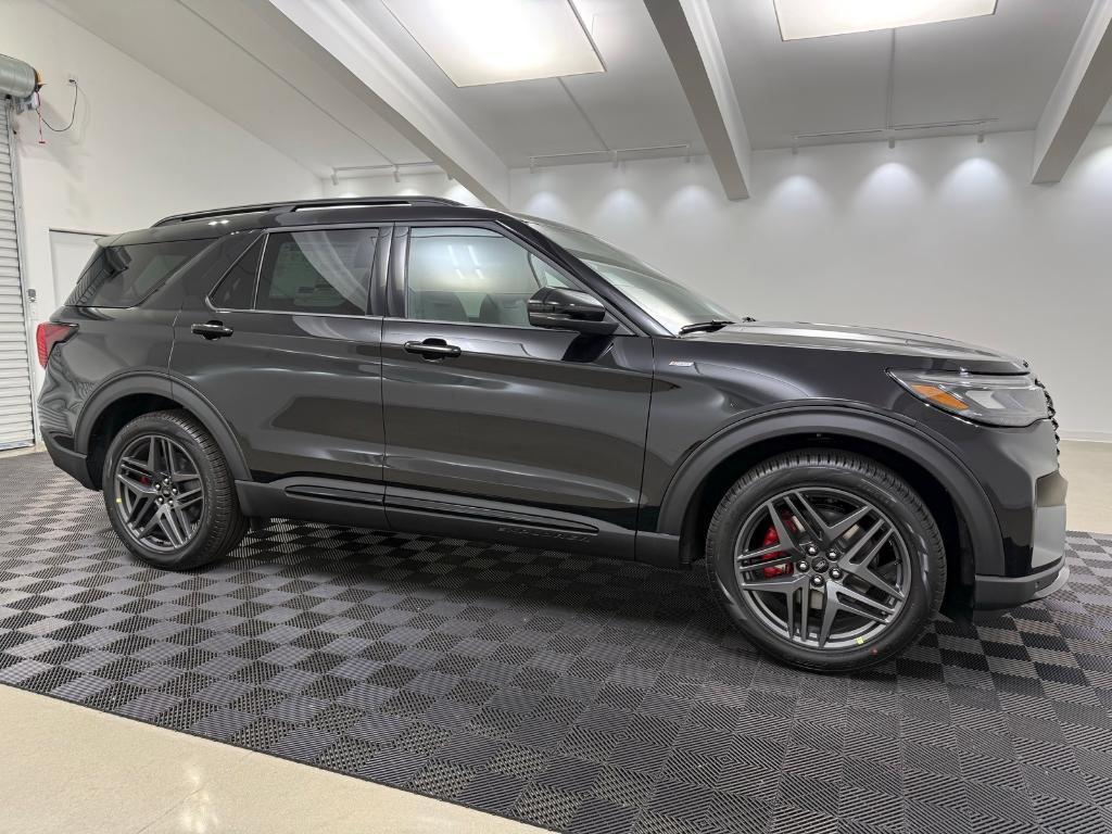 new 2025 Ford Explorer car, priced at $46,367