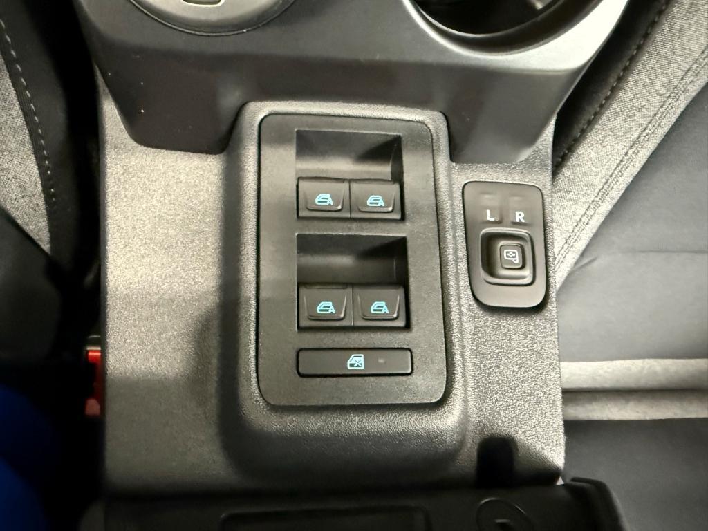 new 2025 Ford Bronco car, priced at $41,576