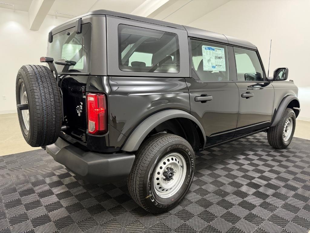 new 2025 Ford Bronco car, priced at $41,576