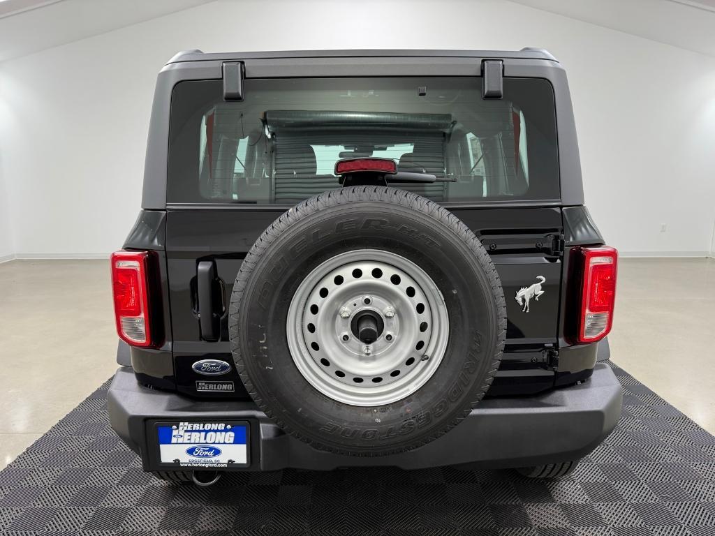 new 2025 Ford Bronco car, priced at $41,576