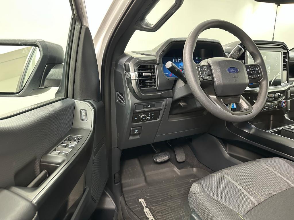 new 2025 Ford F-150 car, priced at $44,232