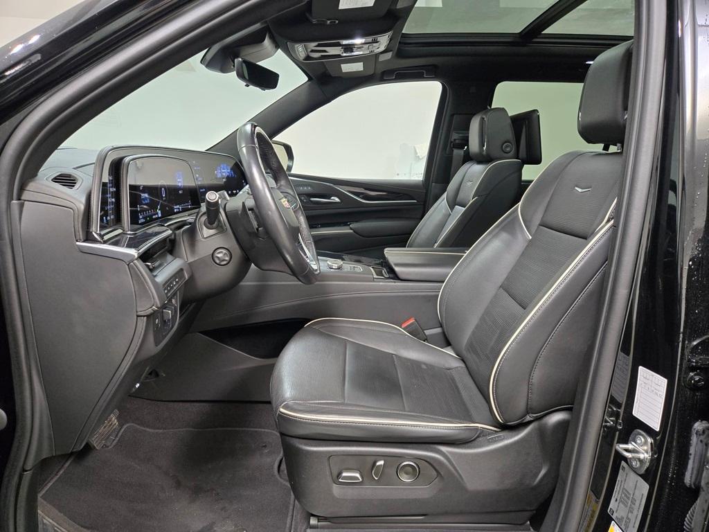 used 2023 Cadillac Escalade car, priced at $76,880