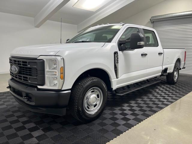 new 2024 Ford F-350 car, priced at $49,206