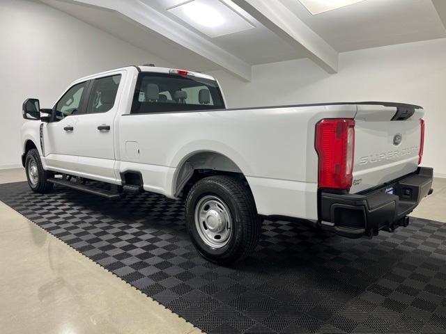 new 2024 Ford F-350 car, priced at $49,206