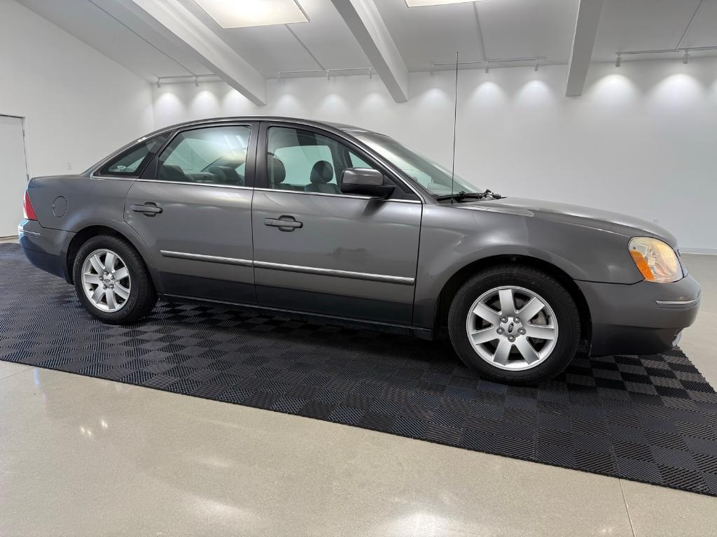 used 2005 Ford Five Hundred car, priced at $6,880