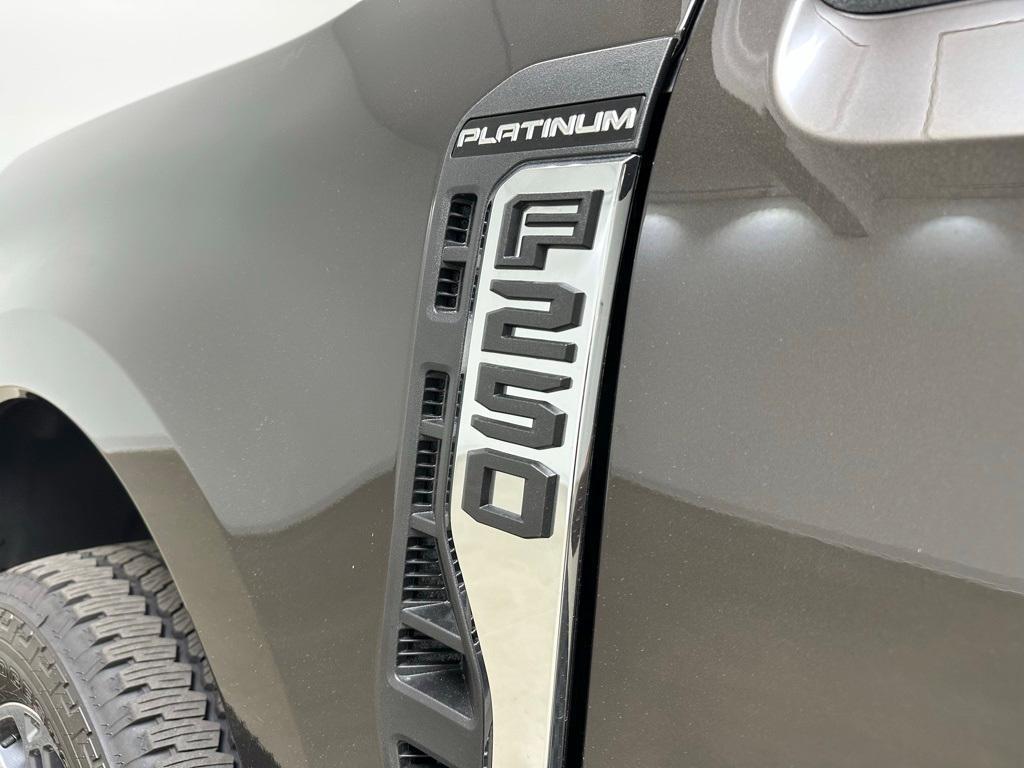 new 2025 Ford F-250 car, priced at $100,700
