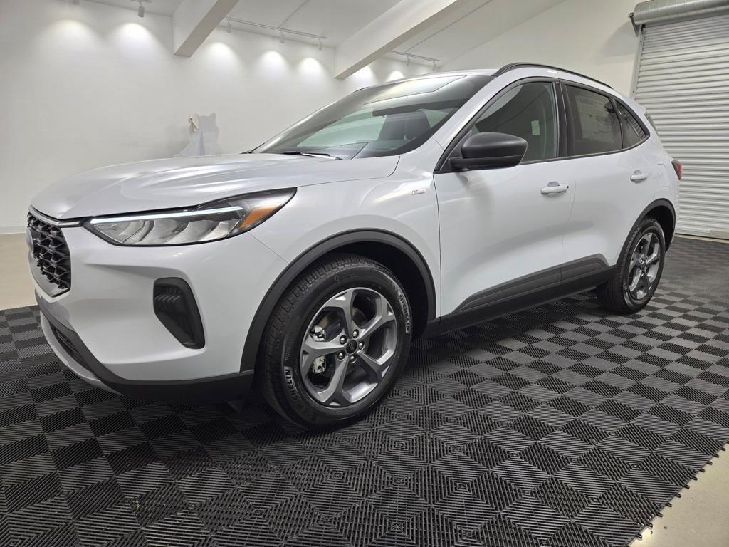new 2025 Ford Escape car, priced at $30,359