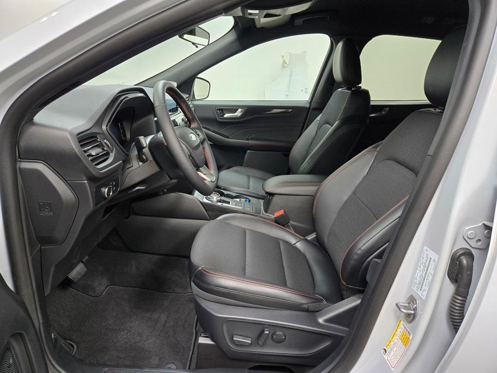 new 2025 Ford Escape car, priced at $30,359