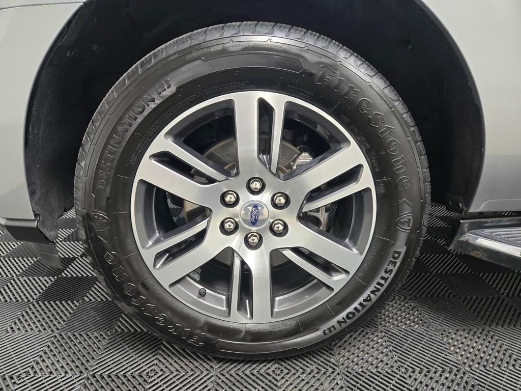used 2023 Ford Expedition car, priced at $43,880