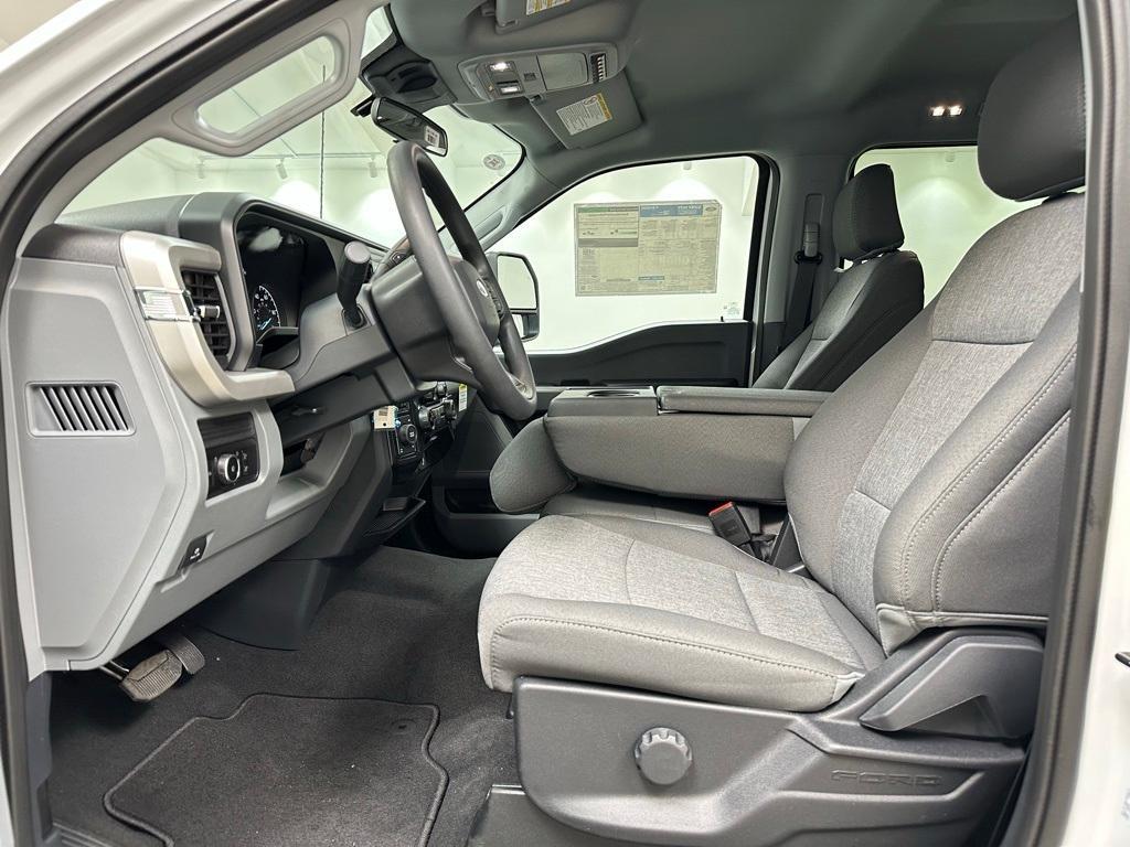new 2025 Ford F-250 car, priced at $75,380