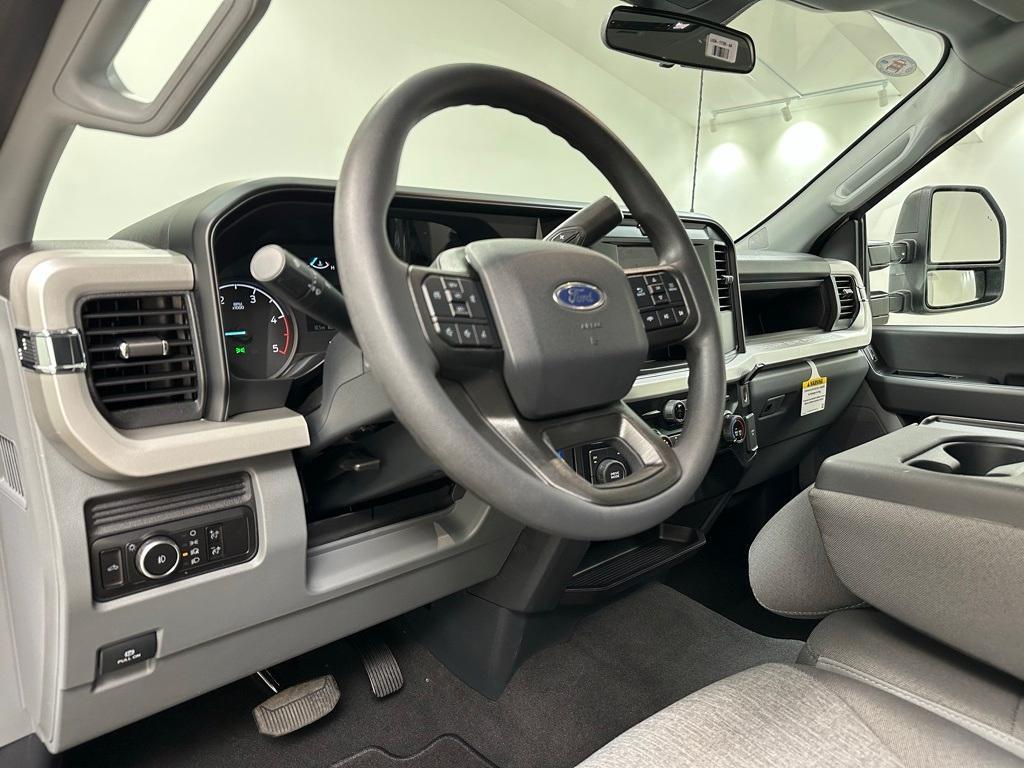 new 2025 Ford F-250 car, priced at $75,380