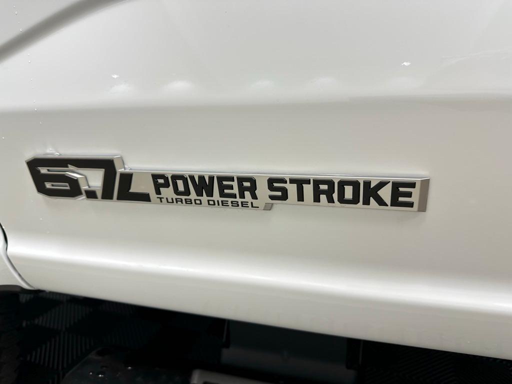 new 2025 Ford F-250 car, priced at $75,380