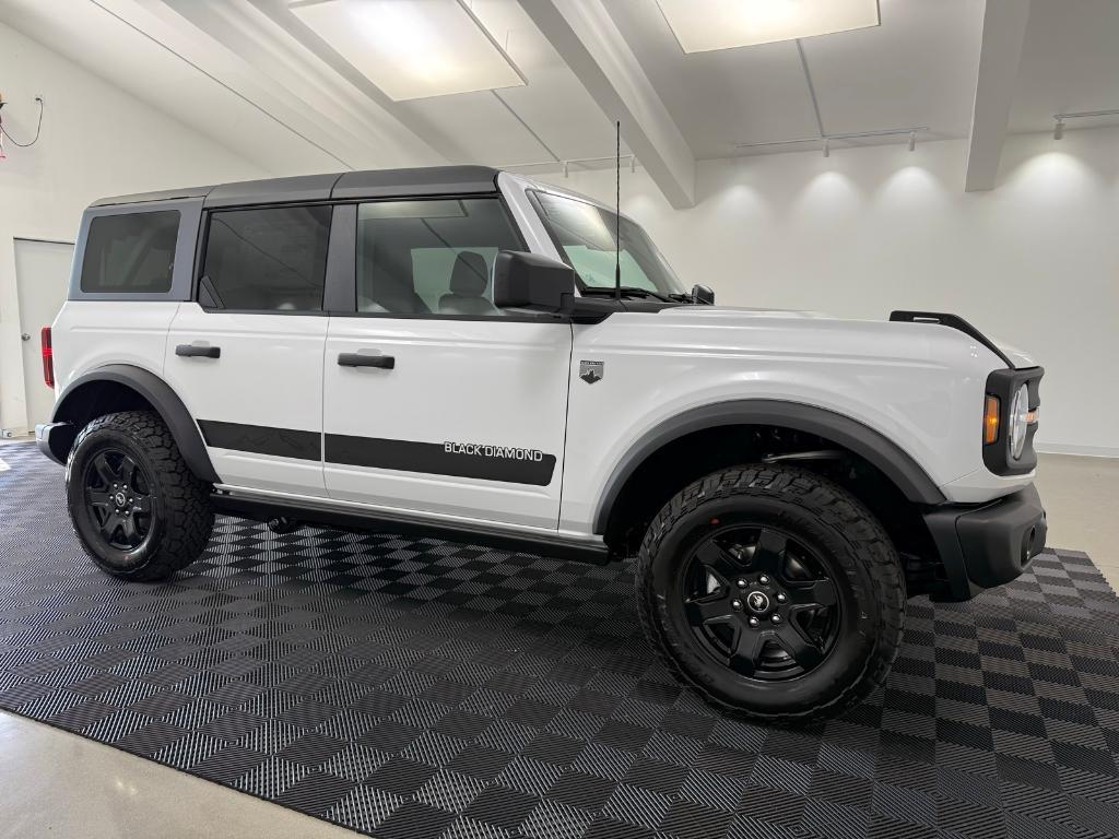 new 2025 Ford Bronco car, priced at $50,120