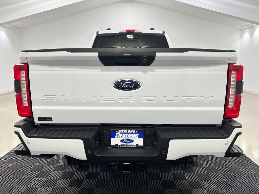 new 2025 Ford F-250 car, priced at $69,613