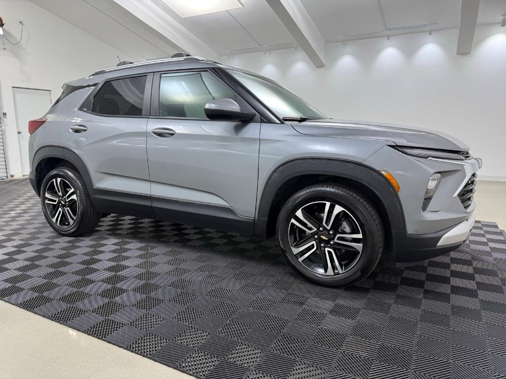 used 2024 Chevrolet TrailBlazer car, priced at $26,480