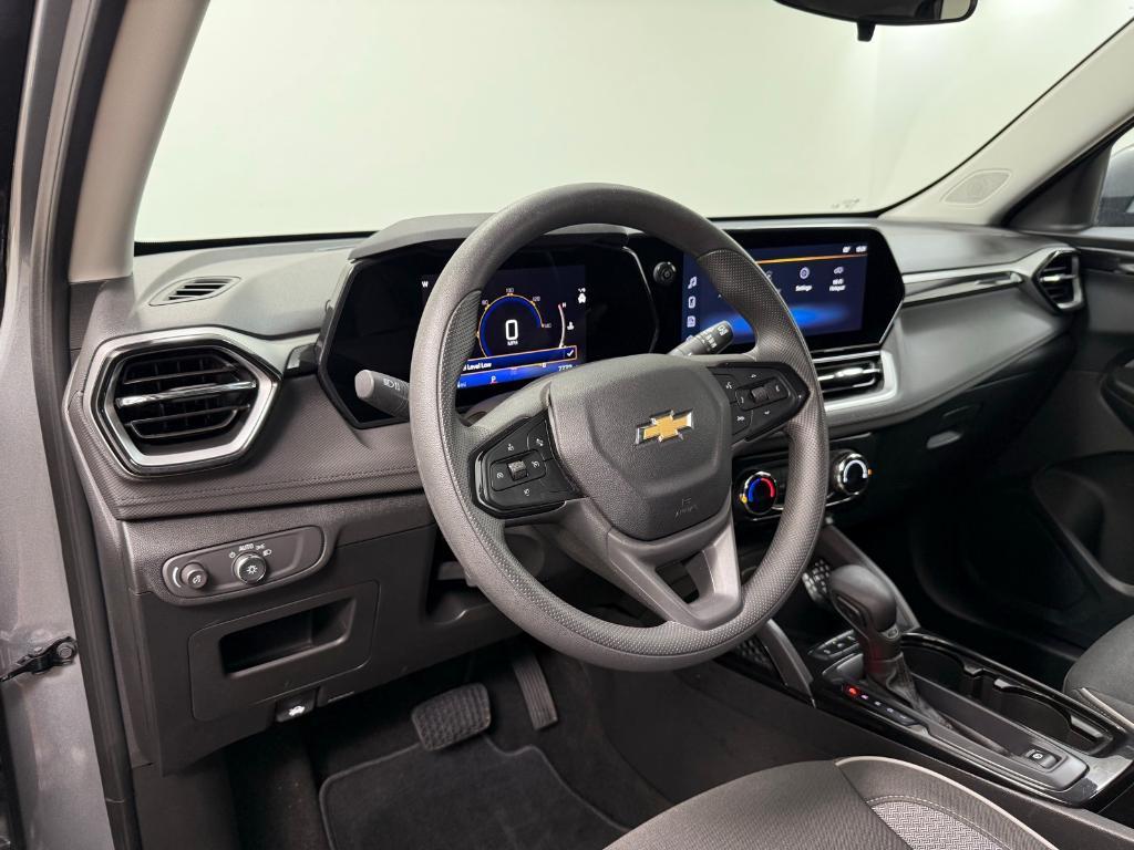 used 2024 Chevrolet TrailBlazer car, priced at $26,480