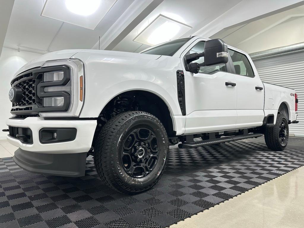 new 2025 Ford F-250 car, priced at $59,605