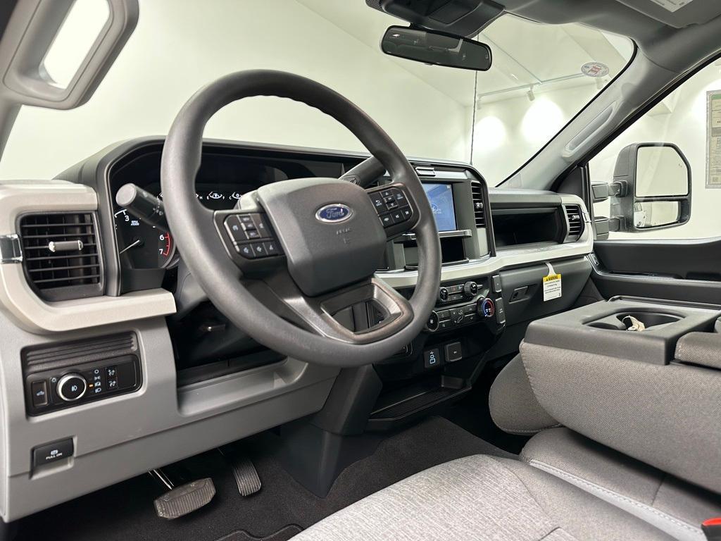 new 2025 Ford F-250 car, priced at $59,605
