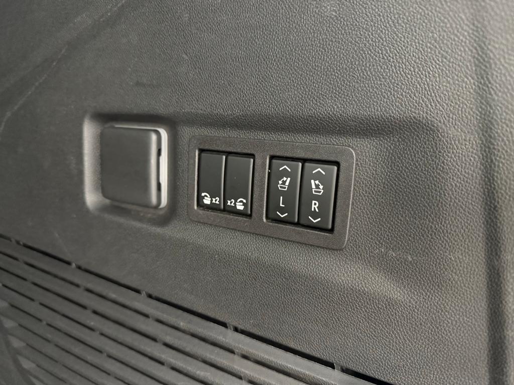 used 2023 Chevrolet Suburban car, priced at $50,880